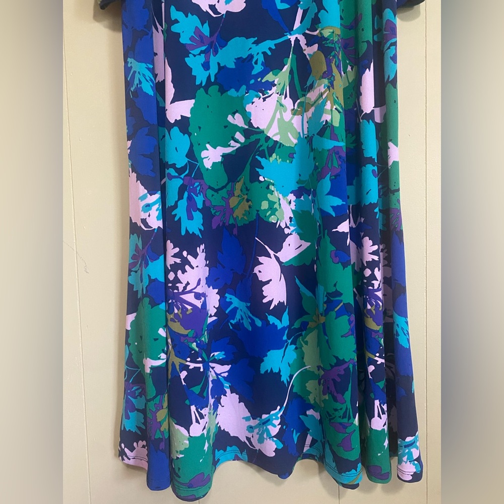 Norm Thompson Blue & Green Patterned Long Sleeved Maxi Dress. Size XL - Picture 7 of 9